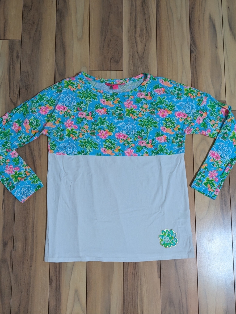 EUC! Lilly Pulitzer X Disney Finn Top Blue Ibiza Lilly Loves Disney Size S